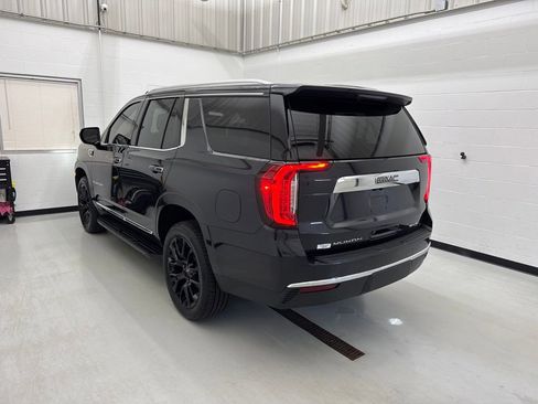 Used 2023 GMC Yukon SLT AWD/4WD image 4