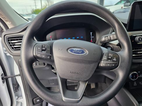 Used 2025 Ford Escape Active image 25