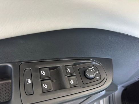 New 2026 Volkswagen Taos S FWD image 48