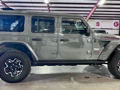Used 2020 Jeep Wrangler Unlimited Rubicon w/ Quick Order Package 28Y Recon AWD/4WD image 6