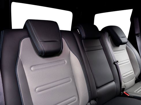 Used 2025 Mercedes-Benz G 580 w/ EQ Technology image 36