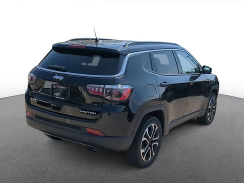 Used 2022 Jeep Compass Limited image 8