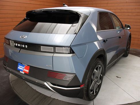 Used 2023 Hyundai Ioniq 5 SEL image 5