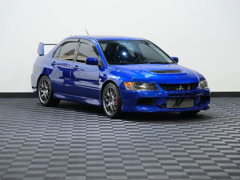 Used 2006 Mitsubishi Lancer Evolution AWD/4WD image 5