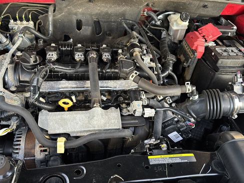 Used 2020 Nissan Kicks SR w/ SR Premium Package image 31