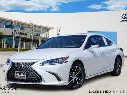Certified 2025 Lexus ES 250 w/ Premium Package