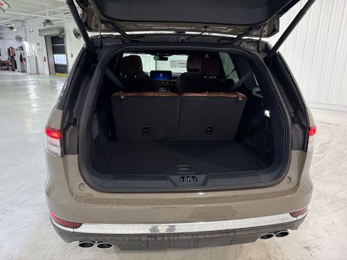 New 2026 Lincoln Aviator Reserve w/ Illumination Package image 29