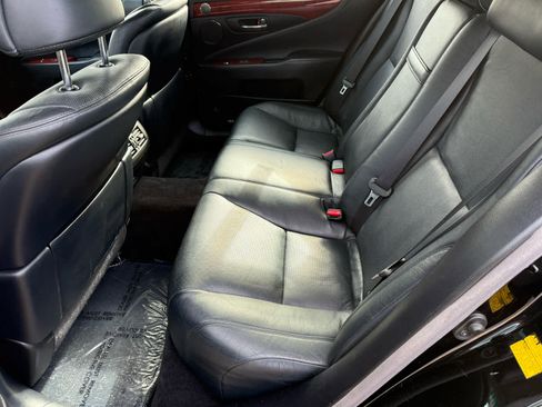 Used 2012 Lexus LS 460 AWD image 11