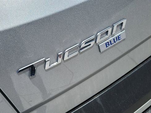 Used 2023 Hyundai Tucson Blue image 14