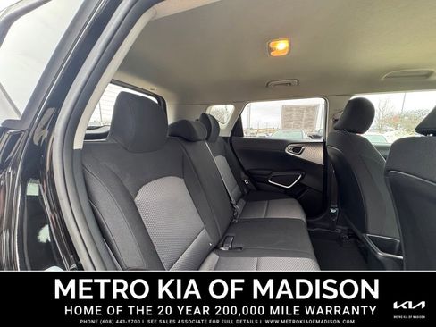 Used 2021 Kia Soul LX image 29