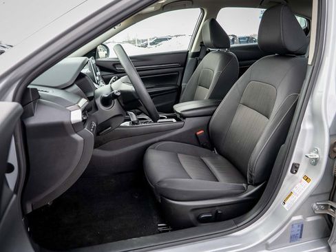 Used 2024 Nissan Altima 2.5 SV image 20