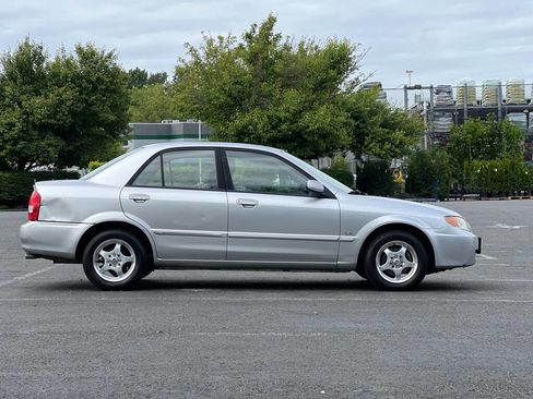 Used 2002 MAZDA Protege FWD image 6