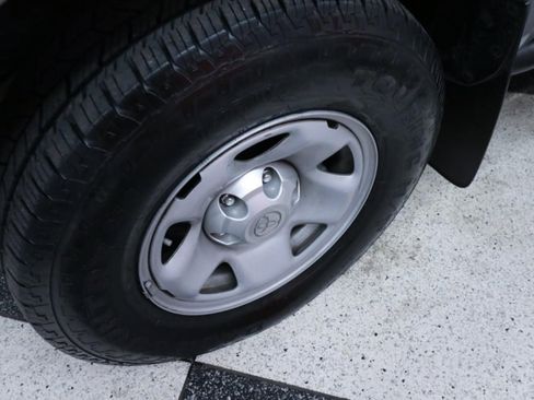 Used 2014 Toyota Tacoma PreRunner w/ SR5 Package image 33