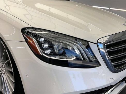 Used 2019 Mercedes-Benz S 560 Sedan image 29