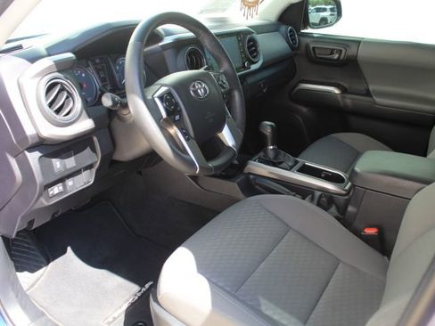 Used 2022 Toyota Tacoma SR5 image 11