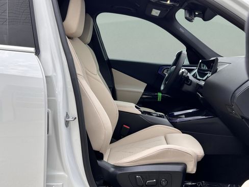 Used 2026 BMW X3 xDrive30 w/ Convenience Package image 30