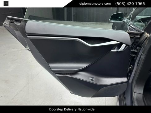 Used 2018 Tesla Model S P100D image 25