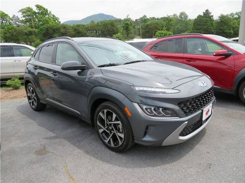 Used 2023 Hyundai Kona Limited w/ Cargo Package FWD image 1