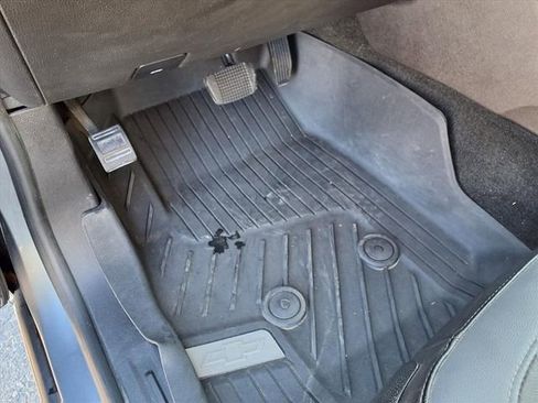 Used 2018 Chevrolet Colorado Z71 image 52