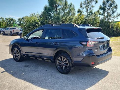 Used 2023 Subaru Outback Onyx Edition AWD/4WD image 3