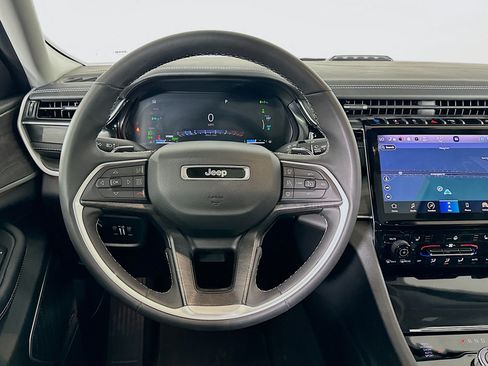 Used 2022 Jeep Grand Cherokee Limited 4xe AWD/4WD image 18