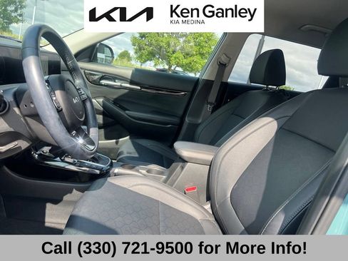 Certified 2024 Kia Seltos EX FWD image 12