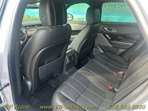 Used 2018 Land Rover Range Rover Velar R-Dynamic SE image 6