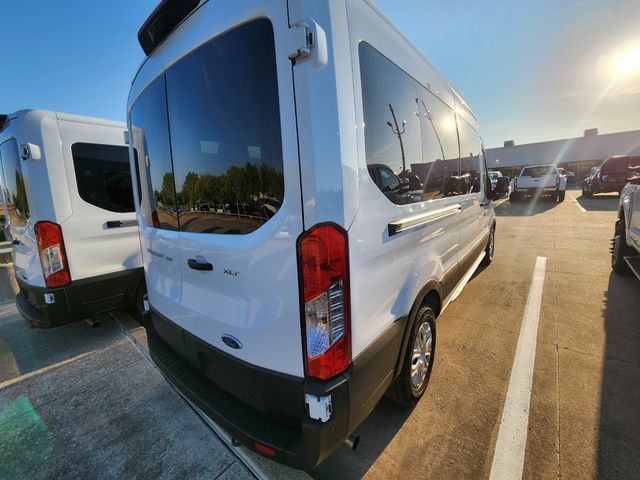Used 2025 Ford Transit 350 XLT RWD image 4