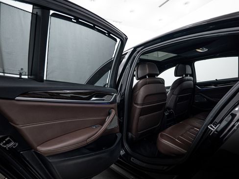 Used 2021 BMW 540i xDrive image 18