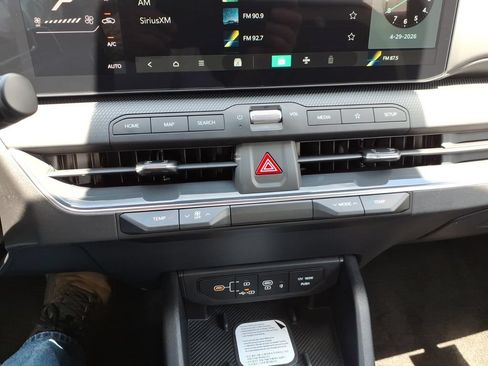 New 2026 Kia K4 GT-Line Turbo w/ GT-Line Sunroof Package FWD image 16