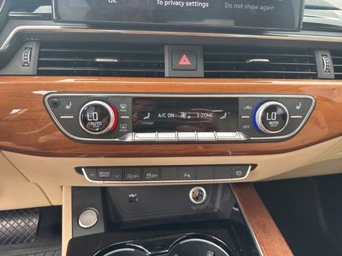 Used 2023 Audi A4 2.0T Premium w/ Convenience Package image 19