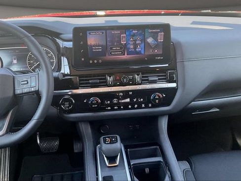 Certified 2026 Nissan Pathfinder SV AWD/4WD image 6