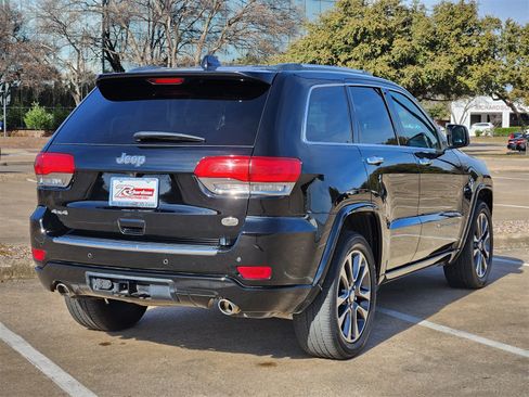 Used 2018 Jeep Grand Cherokee Overland image 5
