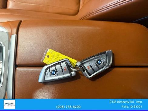 Used 2020 BMW X7 M50i w/ Dynamic Handling Package image 22