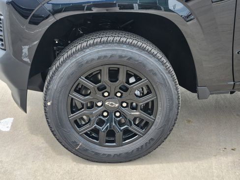 New 2026 Chevrolet Colorado W/T w/ WT Custom Package image 11