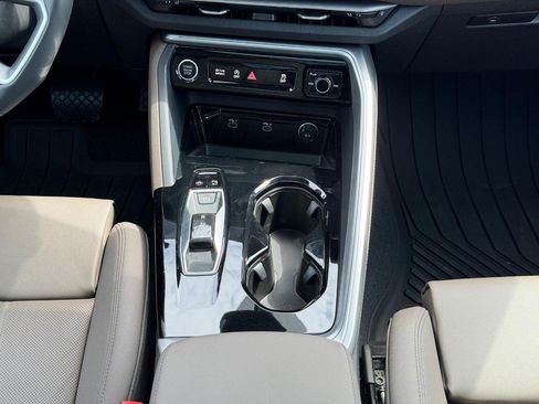Used 2025 Audi Q5 Premium Plus AWD/4WD image 10