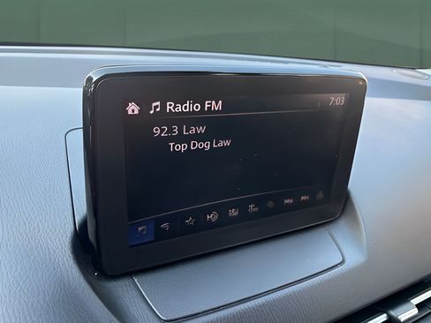 Used 2019 Toyota Yaris LE FWD image 19