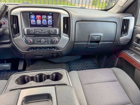 Used 2017 GMC Sierra 1500 SLE w/ Texas SLE Value Package AWD/4WD image 10