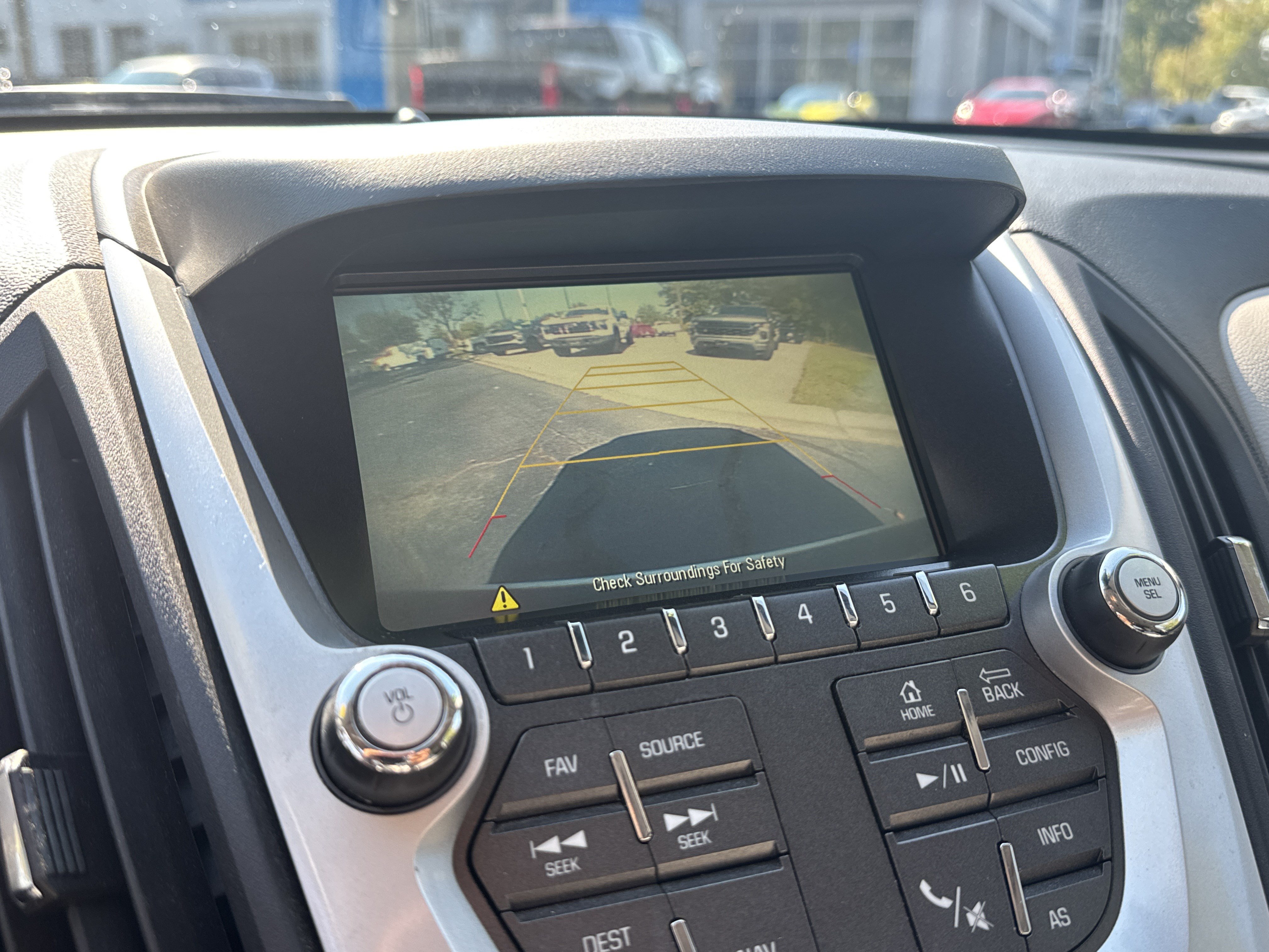 Used 2017 Chevrolet Equinox Premier w/ Enhanced Convenience Package FWD image 26