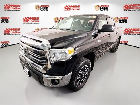Used 2016 Toyota Tundra SR5 w/ TRD Off Road Package AWD/4WD image 12