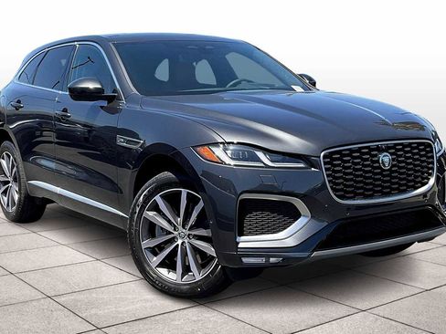 New 2026 Jaguar F-PACE R-Dynamic S image 2