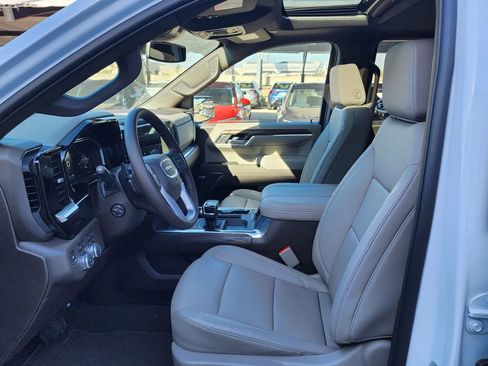 New 2026 GMC Sierra 1500 SLT w/ SLT Premium Plus Package AWD/4WD image 17