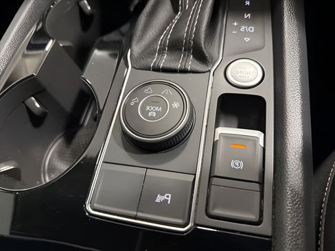 Used 2022 Volkswagen Atlas SE AWD/4WD image 23