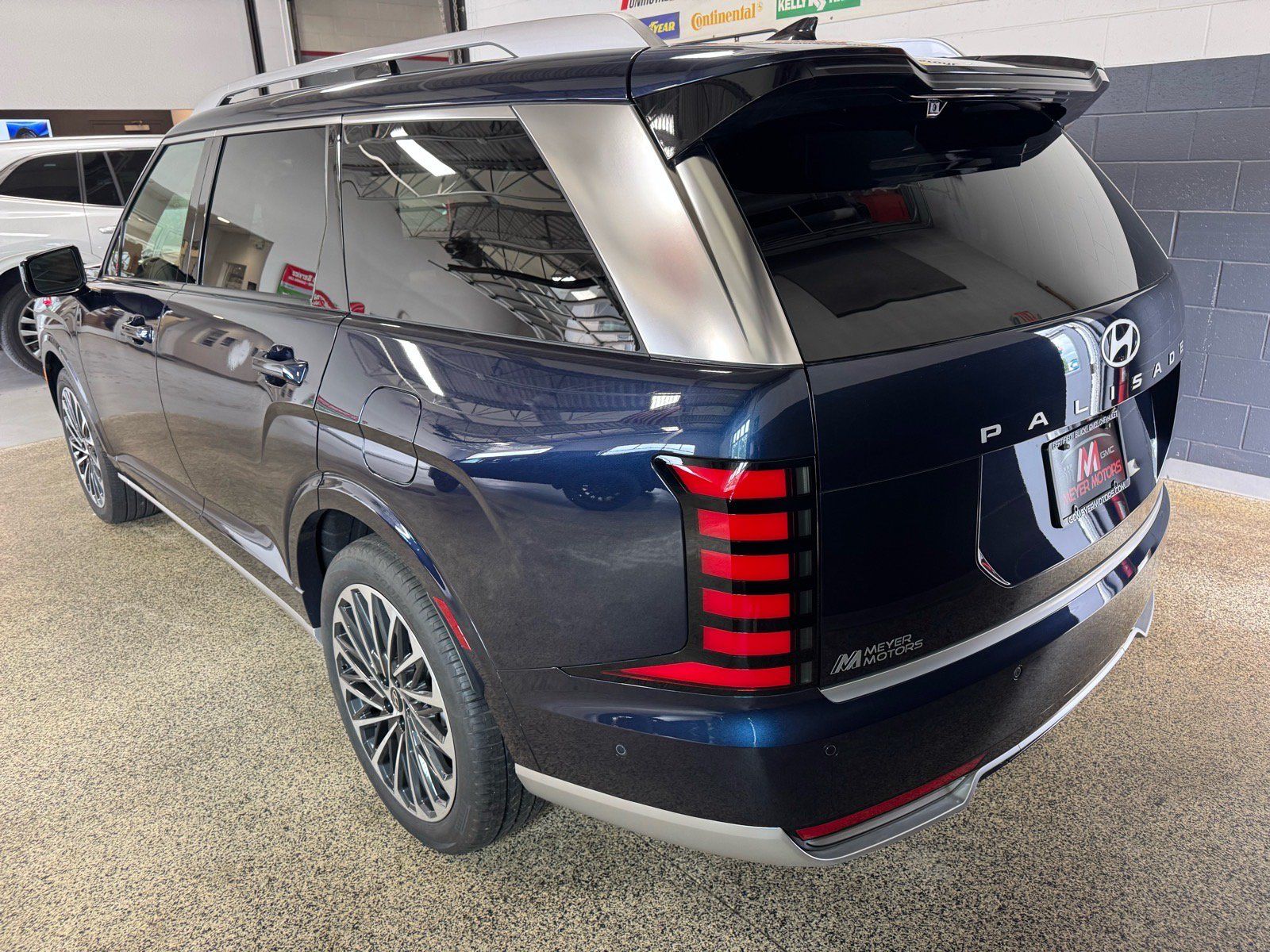 Used 2026 Hyundai Palisade Calligraphy AWD/4WD image 7