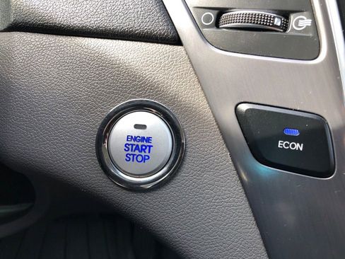 Used 2014 Hyundai Sonata Hybrid image 15