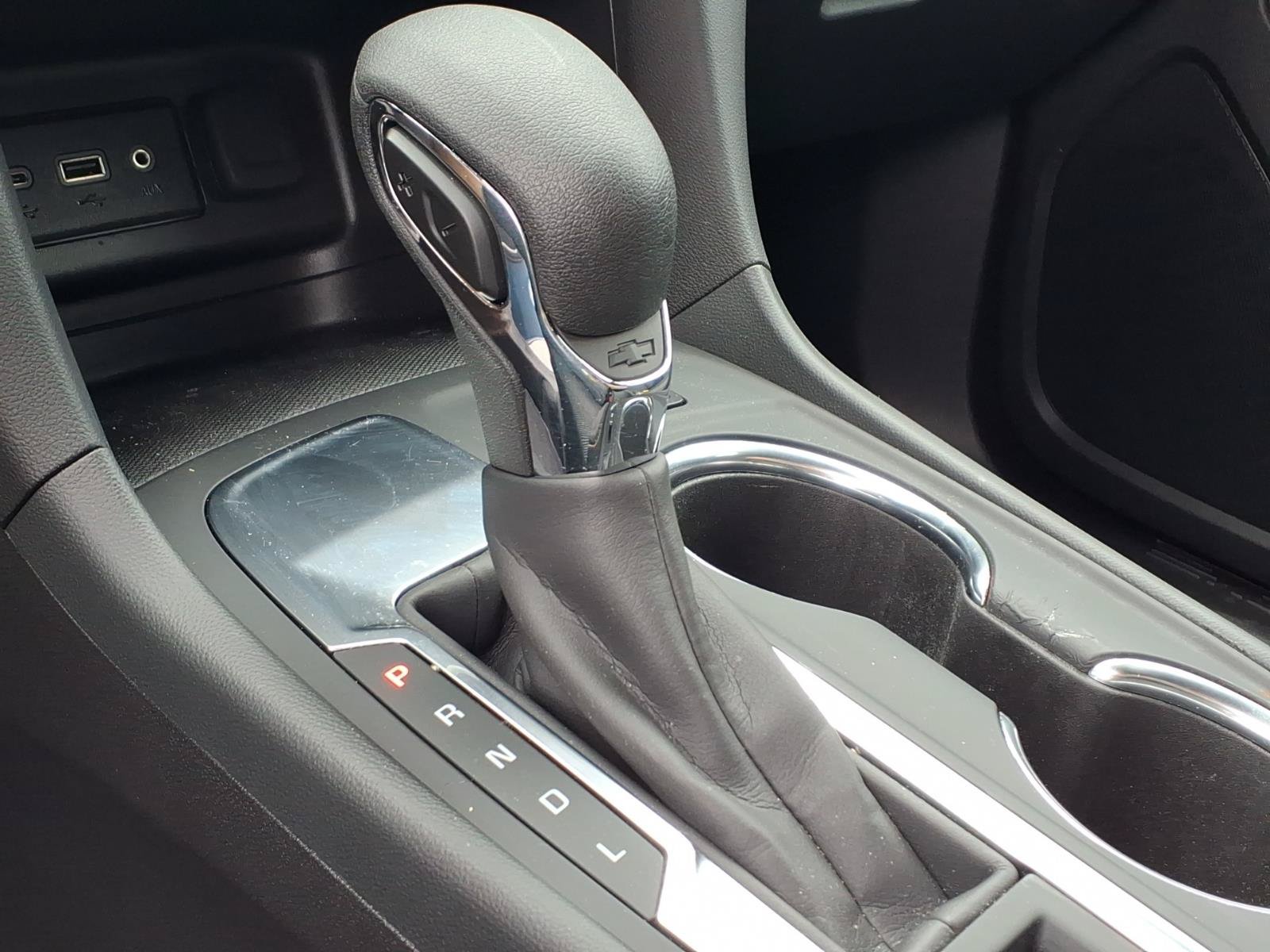Used 2024 Chevrolet Equinox LT FWD image 15