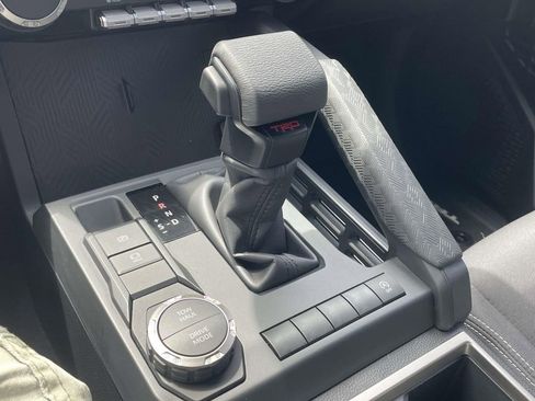 Used 2024 Toyota Tacoma TRD Sport RWD image 22
