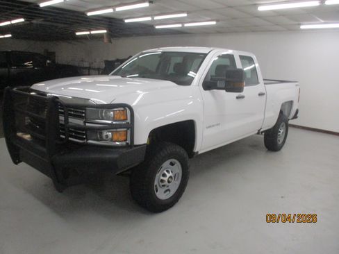 Used 2016 Chevrolet Silverado 2500 W/T w/ WT Fleet Convenience Package AWD/4WD image 3