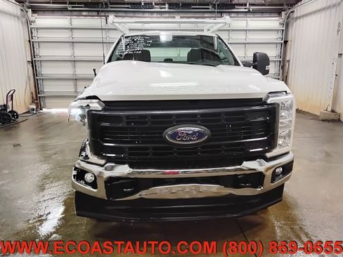 Used 2023 Ford F250 XL w/ Snow Plow Prep Package AWD/4WD image 7