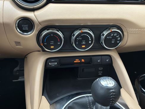 New 2026 MAZDA MX-5 Miata RF Grand Touring RWD image 22